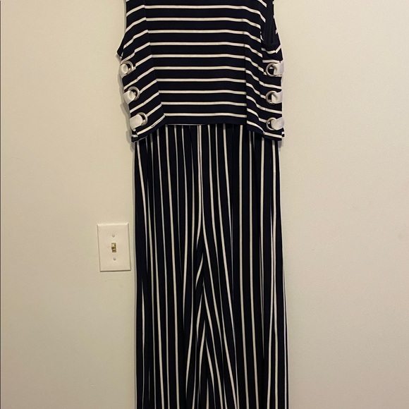 VENUS Black and White romper in nice condition - Picture 1 of 9